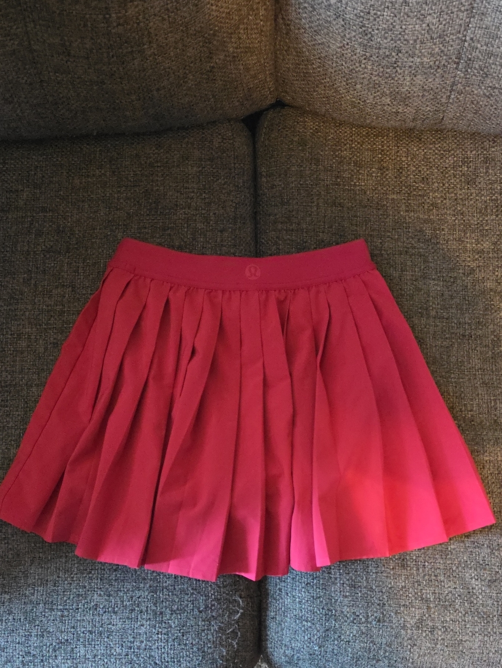 Lululemon Athletica High-Rise Pleated Tennis Hot Pink Size 2 Shorts Underneath